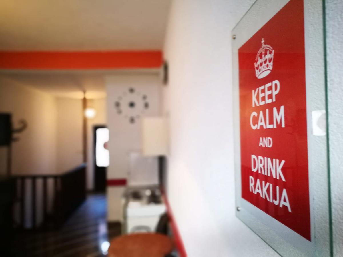 Balkaneros Hostel Мостар Экстерьер фото
