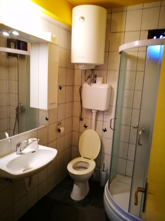 Balkaneros Hostel Мостар Экстерьер фото