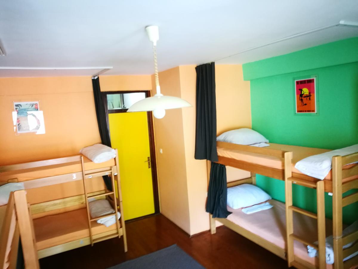 Balkaneros Hostel Мостар Экстерьер фото